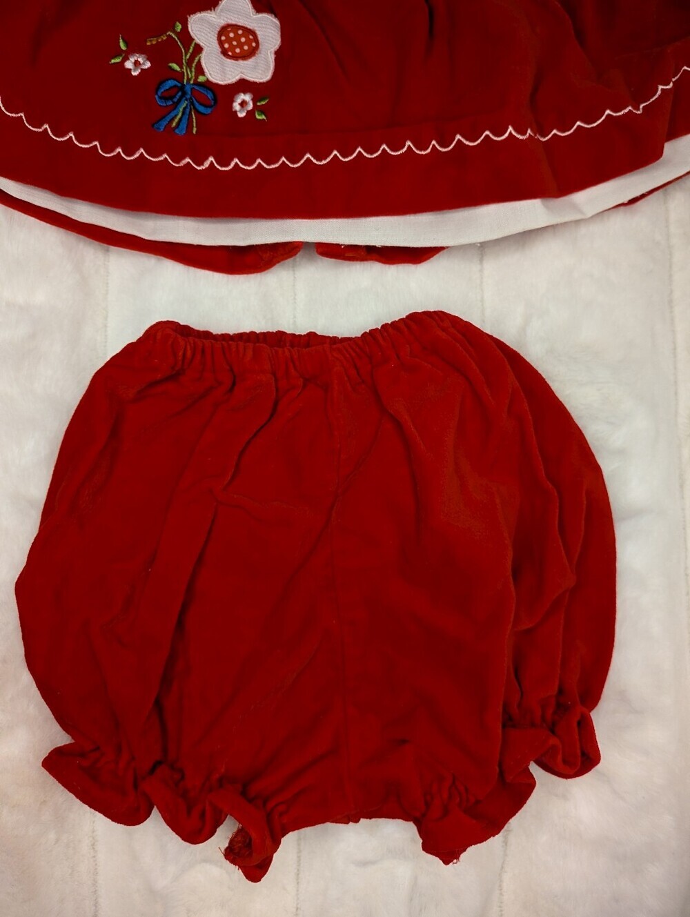 Vtg 1980s Floral Embroidered 2 Piece Infant Set - Picture 3 of 11